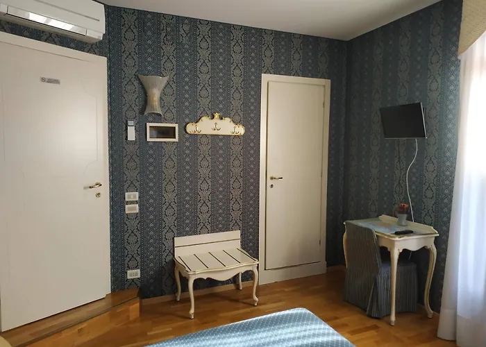 Residenza Nobile - Locazione Turistica Pensionat 2*
